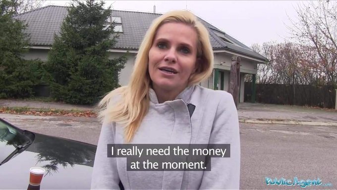 Milf Black Canary, Işine Son Veren Bir Sakso Çekiyor
