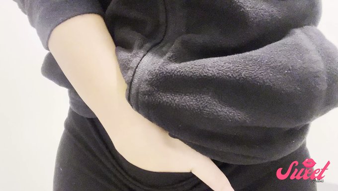Fransız Amatör, Umumi Tuvalette Mastürbasyon Yapıyor