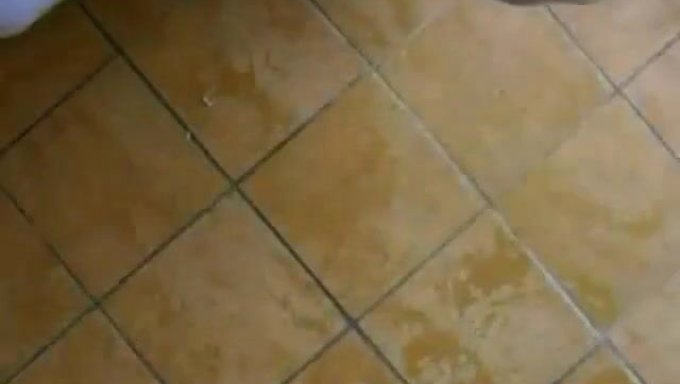 Amatör Balkonda Yoğun Yüz Sikişi Ve Dağınık Boşalma