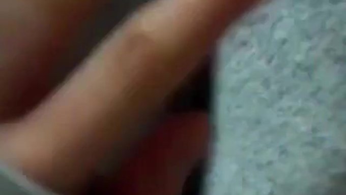Japon Amatör Mastürbasyon Yaparken Çekilen Hd Video