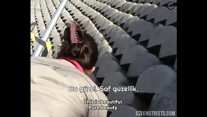 18'Lik Türk Güzeli Yalatıp Parmaklattırdı