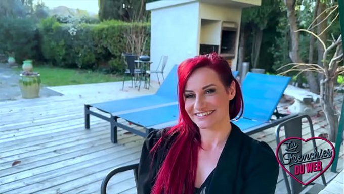 Güzel Esmer Milf Anal Seksten Hoşlanıyor