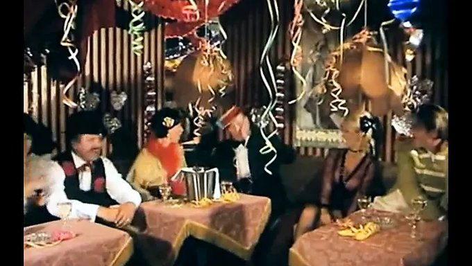 Josefine'In Klasik Avrupa Retro Filminde Ingilizce Altyazılı Duygusal Cenneti