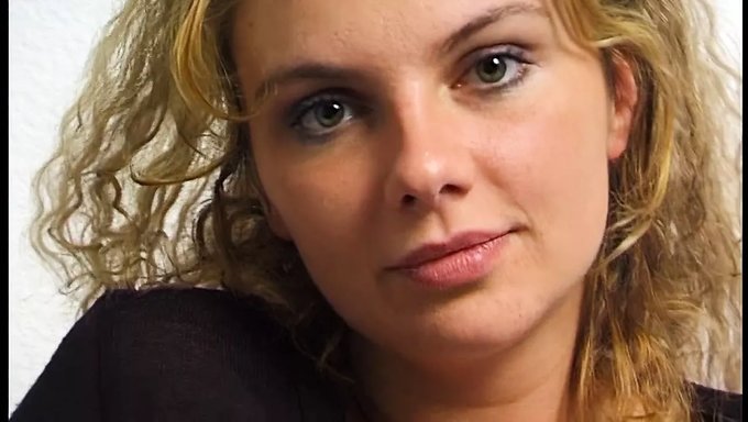 Alman Gençte Amatör Sakso Ve Parmak Am Oyunu (18+) Röportaj