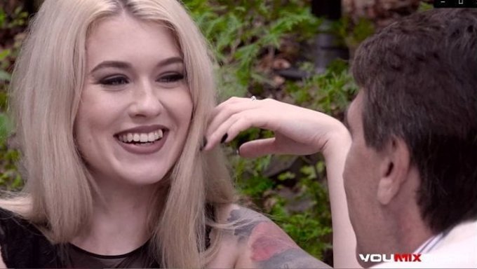 Sarışın Bomba Misha Cross, Seks Terapistiyle Açık Havada Buluşmada Vahşileşiyor