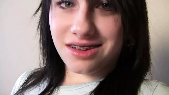 Bayan Melody'Nin Solo Mastürbasyonu Ve Orgazmı Hd Videosu