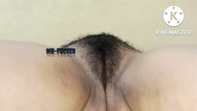 Hardcore Kız El Işi Yapıyor Ve Yalıyor