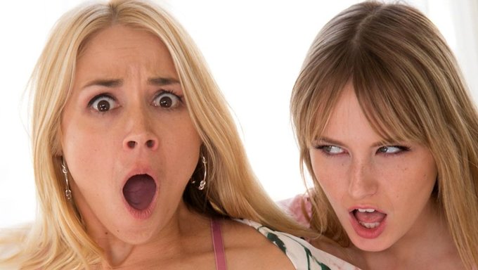 Amerikalı Milf Ve Üvey Kızı Olgun Bir Porno Sahnesinde