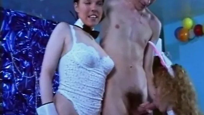 Genç (18+) Fransız Amatör Anal Beceriliyor