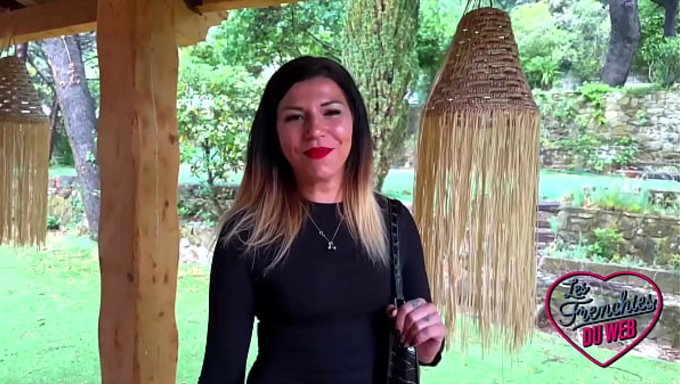 Güzel Kadın Gwen, Fransız Sevgilisiyle Sikişiyor.