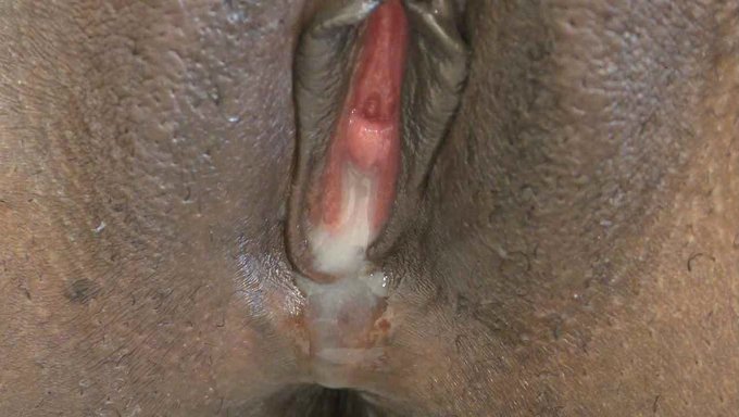 Amatör Afrikalı Kız Sikişiyor Ve Içine Boşalıyor