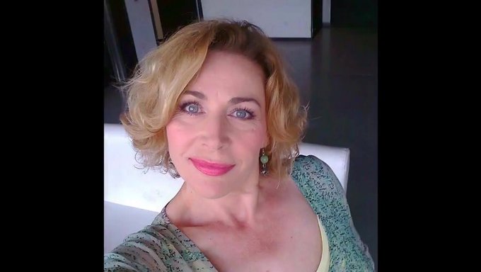 Yeni Milf: Sıcak Bir Milfing Seansı