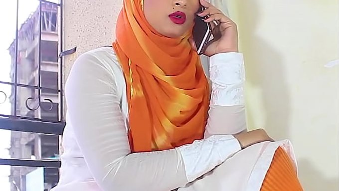 Salma Xxx Ile Arkadaşıyla Sevişirken Hintçe Ses