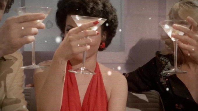 Arkadaşlarla Kutlama: Mutlu Son Porno Videosu
