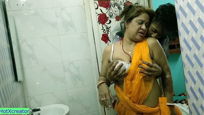 Sıcak 18+ Asyalı Genç, Üvey Babası Tarafından Ağzıyla Beceriliyor