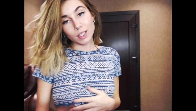 Büyük Göğüslü Avrupalı Milf