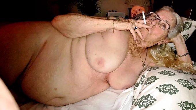 Abd'Li Milf'In Büyük Porno Videosundaki Poposu