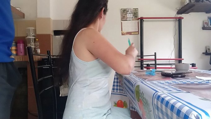 Amatör Blowjob Videosunda Hindistan'In Dikkatini Sulu Hint Yarrağı Çekiyor