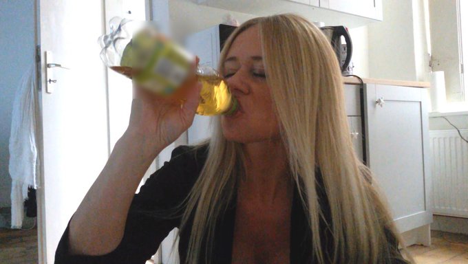 Alman Milf Ile Ilk Kez Amcık Sikişi Ve Işeme