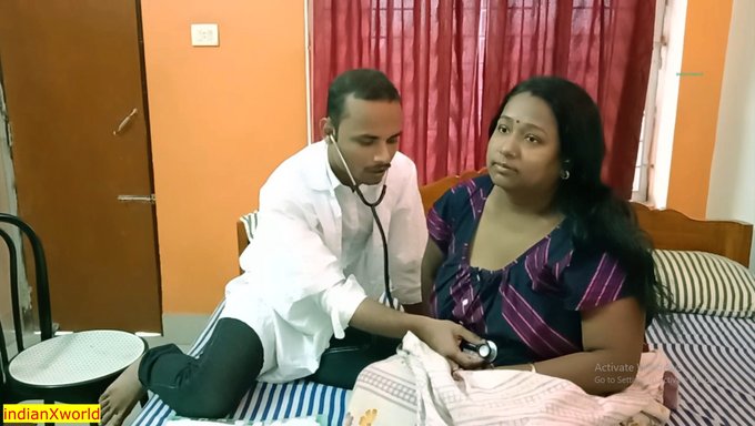 Genç Hintli Doktor, Yengesini De Aynı Şehvetle Beceriyor.