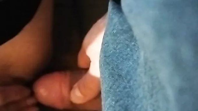 Olgun Kadın Amatör Videoda Inliyor