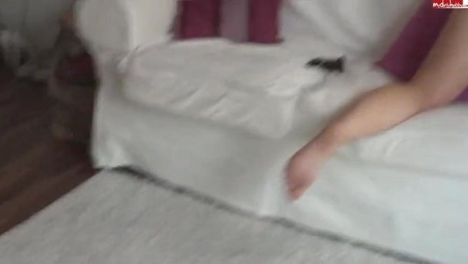 Genç (18+) Ustası Tarafından Anal Olarak Beceriliyor