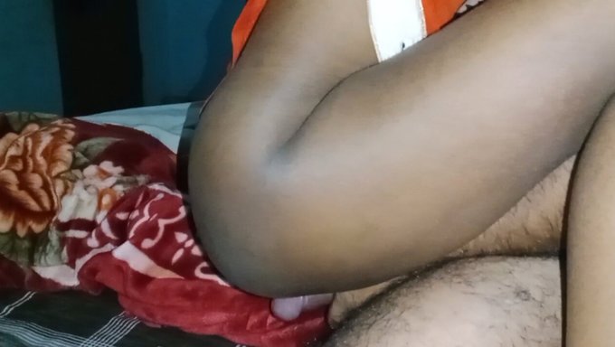 Asyalı Karısı Ev Yapımı Videoda Büyük Siyah Yarrağı Seviyor