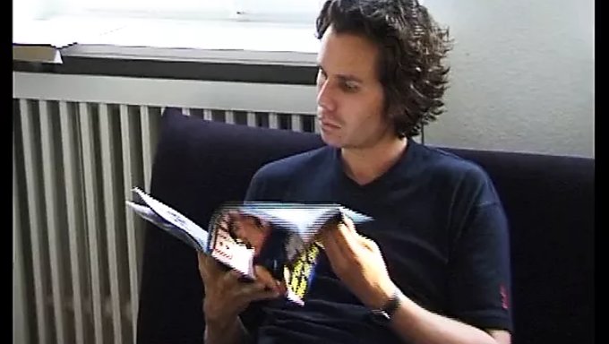 Bir Üvey Annenin Yeni Erkek Arkadaşı Bu Vintage Porno Klibinde Anal Seks Alıyor