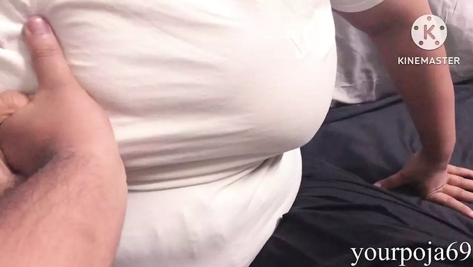Hintçe Sesli Creampie: Desi Kız Arkadaşlar Sikişiyor
