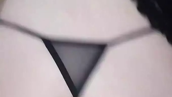 Amatör Karı Bu Arkadan Sert Bir Şekilde Beceriliyor Sert Seks Videosu
