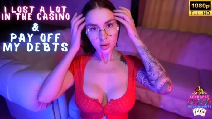 18+ Rus Genç, Diz Çökmüş Bir Sakso Ve Oral Cumshot Alıyor