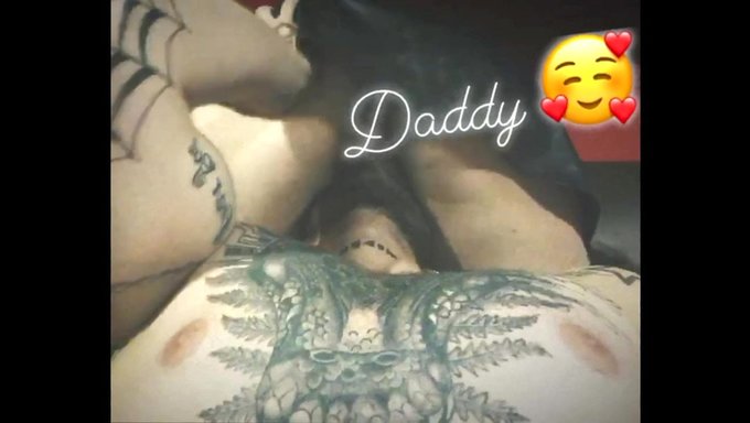Patronlar - Latin Milf Büyük Siyah Yarrağı Yiyor