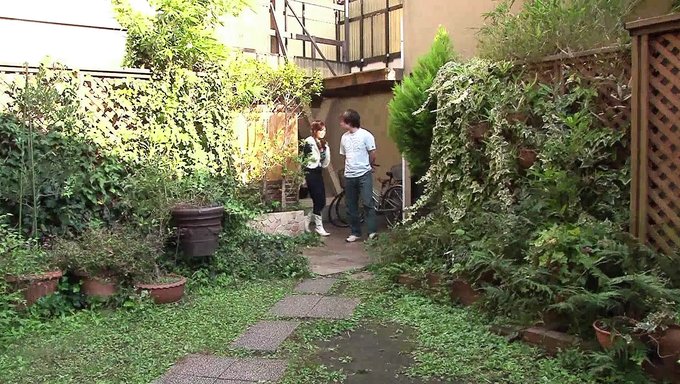 Iki Adam Tarafından Baştan Çıkarılan Asyalı Güzellik Sert Ve Pisleniyor