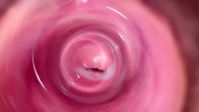Mia'Nın Dar Amcığı Bu Amatör Videoda Yakınlaşıyor
