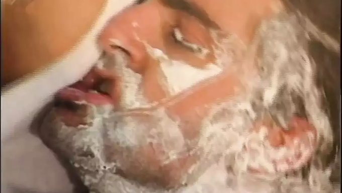 Klasik Porno Filminde Sakso Ve Anal Sikiş