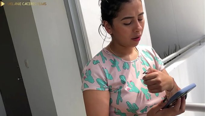 Üvey Anne En Iyi Doğum Günü Hediyesi Olabilir, Hele Ki Latin Ise.