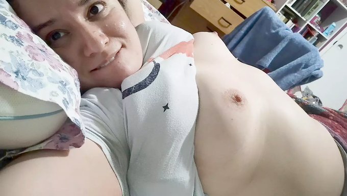 Estefania'Nın 18. Doğum Günü Hediyesi: Sanat, Göğüsler Ve Amcık
