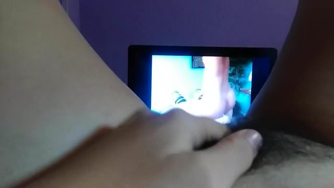Bu Pov Videosunda Bir Kızın Solo Oyununu Izleyin.