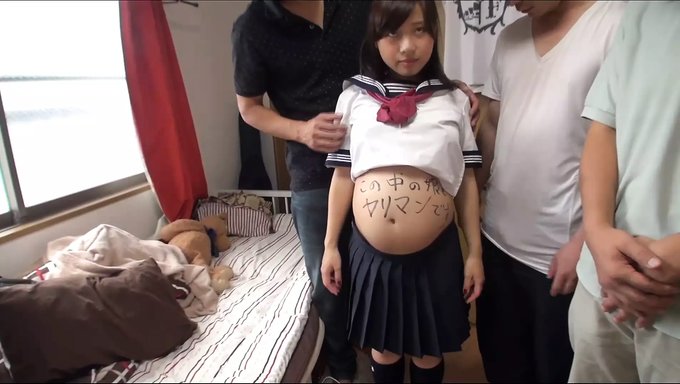 Mezuniyetten Önce Hamile Japon Sevgilime Içini Boşaltıyorum.