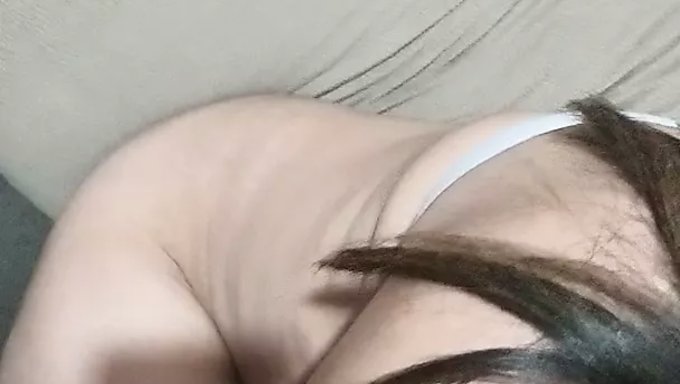 Desi Bhabhi Ve Üniversite Kızları Sert Bir Şekilde Beceriliyor