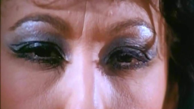 Retro Vintage Porno: En Iyi Oral Seks Ve Boşalmalar