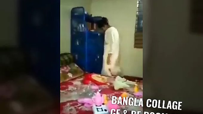 Bangladeşli Üniversite Öğrencileri Anal Ve Oral Seksle Eğleniyorlar