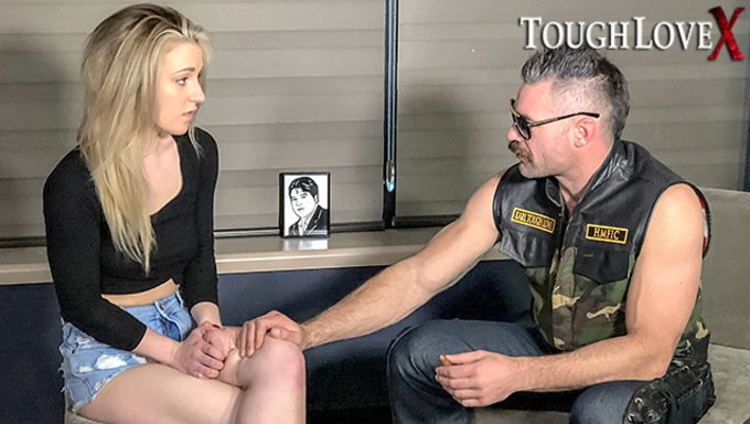 Yeni Sarışın Bir Casting: Karl Ile Sert Ve Vahşi Bir Deneyim