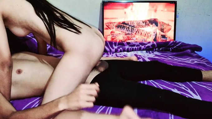 Amatör (18+) Çift, Penis Ve Amın Tadını Çıkarıyor