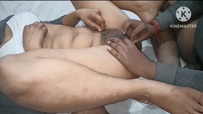 Aldatan Karı Hizmetçisi Tarafından Yakalanıyor