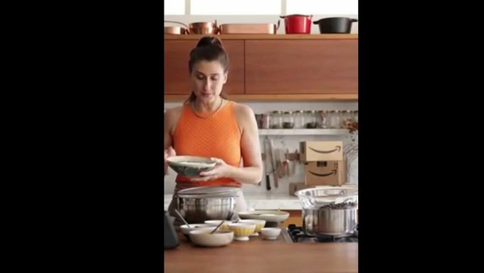 Milf Paula Carose Sakso Çekiyor Ve Bağlanıyor