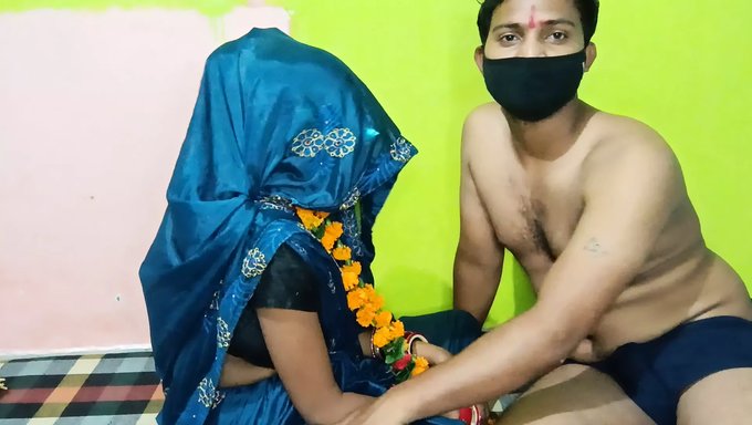 Hintli (Desi) Bhabhi Saphi, Karva Chauth'U Baştan Çıkarıyor
