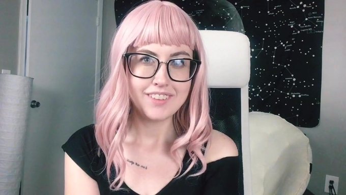 Avrupalı Milf Senin Için Telefonda