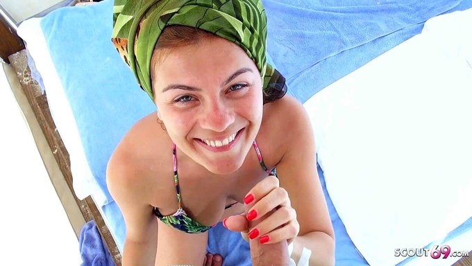 Alman Amatör Çift Plajda Sert Ve Vahşi Oluyor