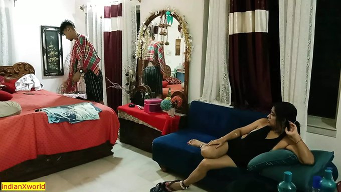 Genç Çocuk Ve Milf, Sıcak Bir Hint Buluşmasında Bdsm Ve Anal Oyuna Giriyorlar